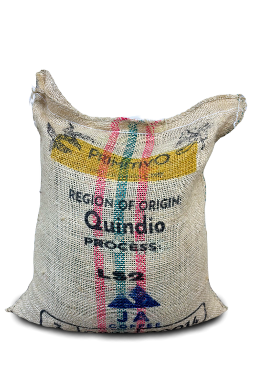 Packshot of LS2 from Ana Maria Donneys' Café Primitivo estate